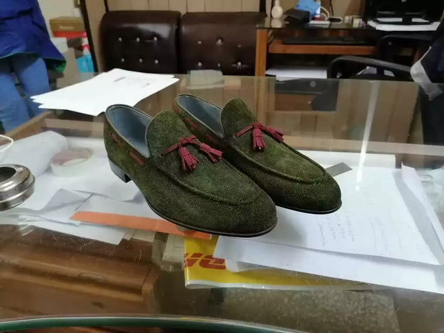 Handmade men green suede moccasin, men tassel slip ons shoes, dress shoes mens